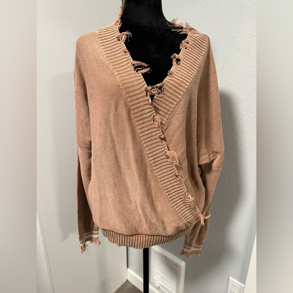 Cbrand distressed collegiate style sweater NWOT